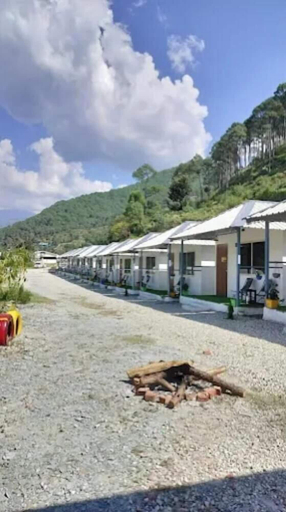 Front of property 5, Veda Cottage, Uttarkashi