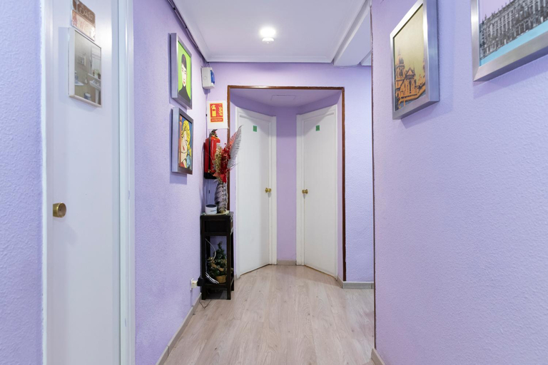 Public Area 2, Hostal Rober, Madrid