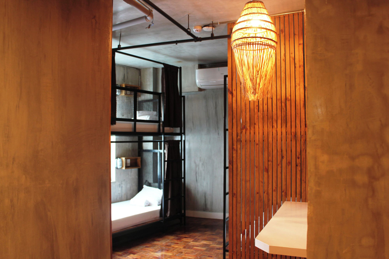 Others 5, Connector Hostel, Makati City