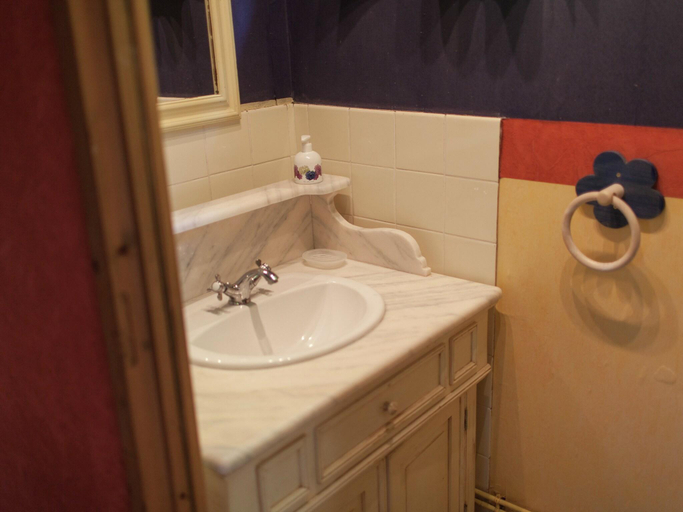 Bathroom, Cozy chalet with garden and pond view, Somme