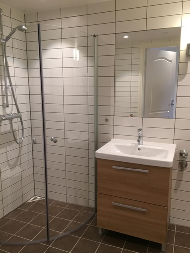 Bathroom 3, Alver Hotel, Lindås