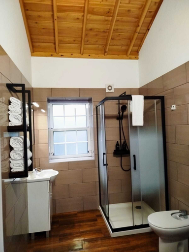 Bathroom, Refúgio da Montanha, São Roque do Pico