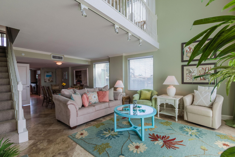 Others 5, Perdido Towers 101, Escambia