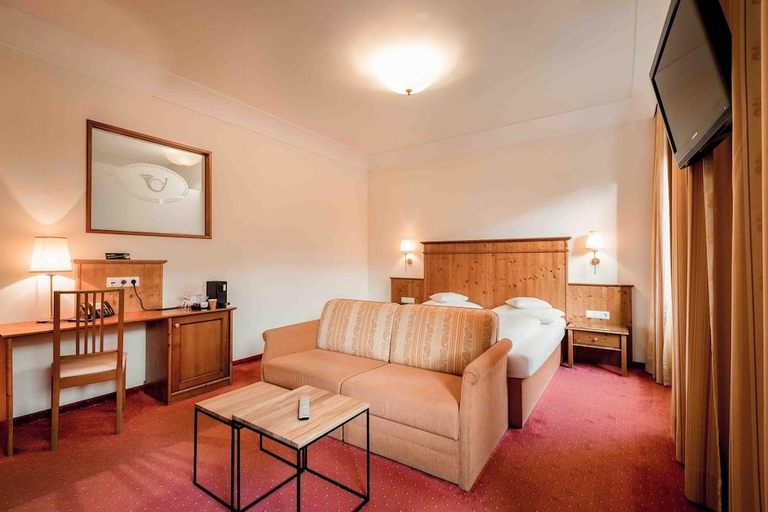 Bedroom 3, Gasthof Hotel Post, Schwaz