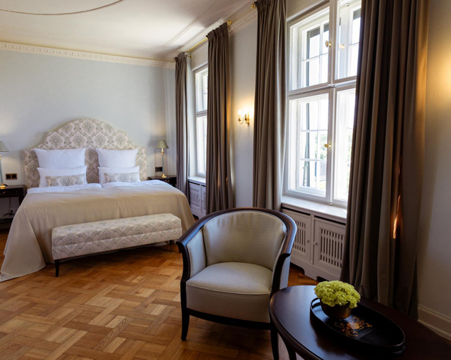 Bedroom 4, Schlosshotel Neustrelitz, Mecklenburgische Seenplatte