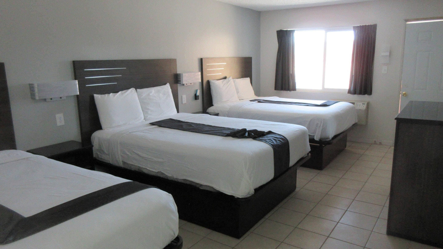 Bedroom 2, Rodeway Inn Yuma Downtown, Yuma