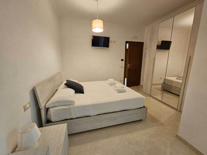 Bedroom 3, STENDARDI S HOUSE, Roma