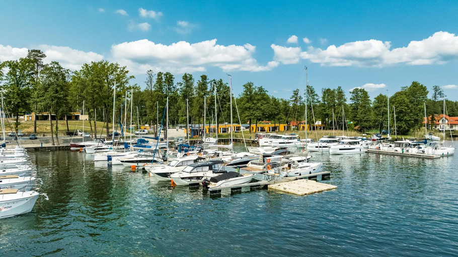 Others 4, Stranda, Giżycko