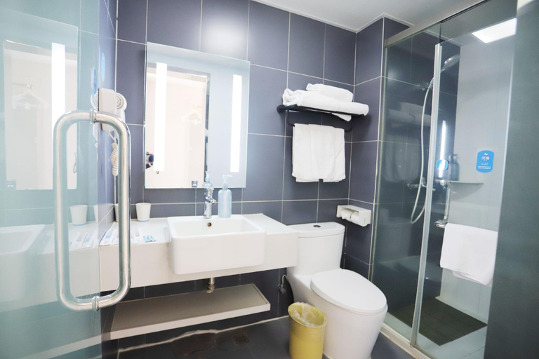 Bathroom 3, Hanting Hotel Shenyang Northeastern University, Shenyang