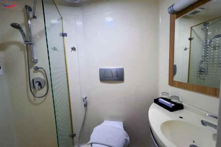 Bathroom 6