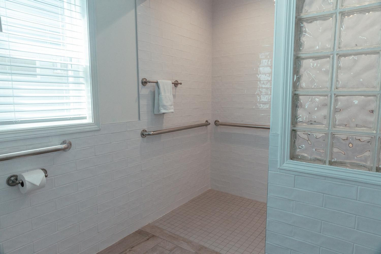 Bathroom 2, Skaneateles Boutique Hotel, Onondaga