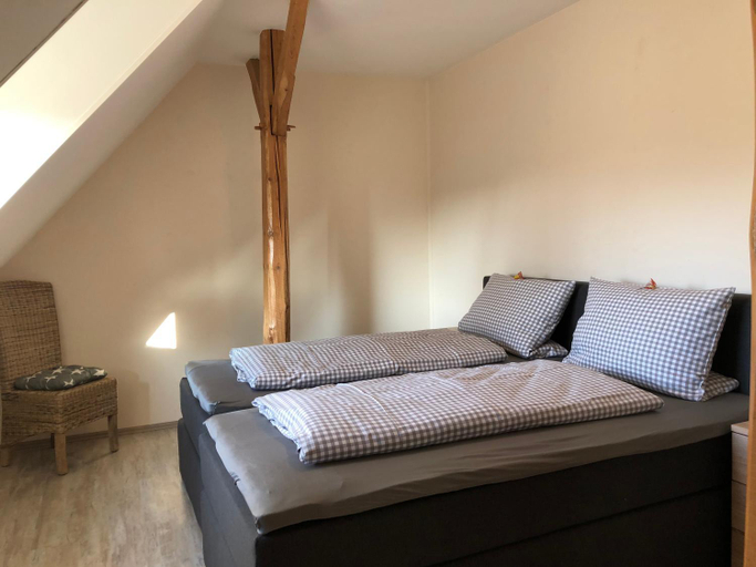 Bedroom 3, Gasthof Zum Dorfkrug, Cloppenburg