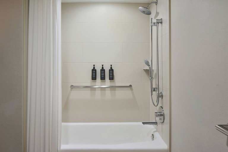 Bathroom 4, Sheraton Suites Chicago O'Hare, Cook