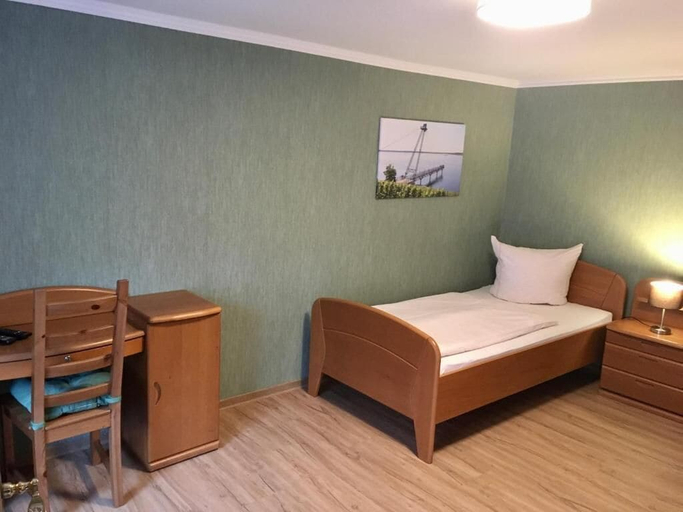 Bedroom 4, Gasthaus Stuckatz, Elbe-Elster