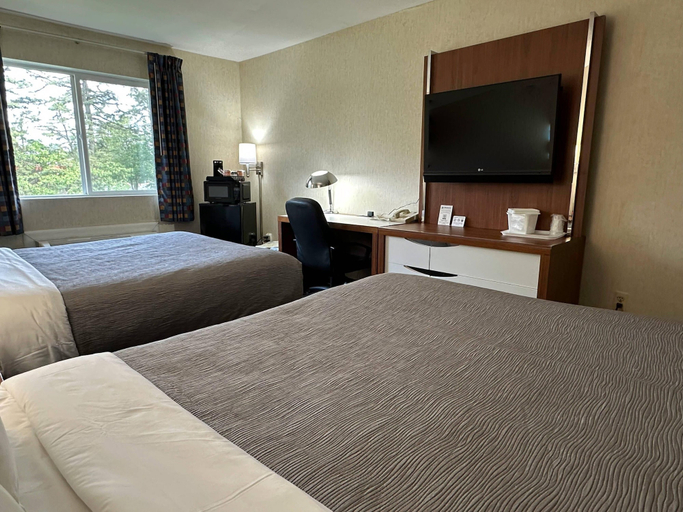 Bedroom 3, Quality Inn near Toms River Corporate Park, Ocean