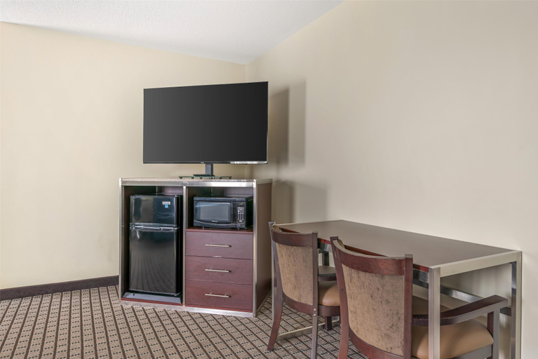 Others 5, Best Western Maritime Inn, Door