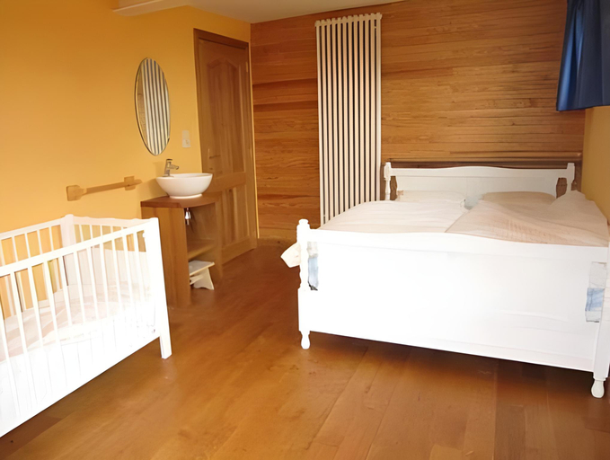 Bedroom 2, Family farm stay in Sohier, Luxembourg