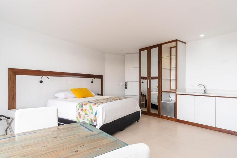 Bedroom 3, Hotel Santorini, Guatapé