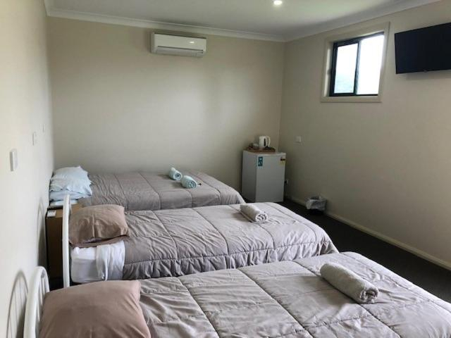 Bedroom 4, The Golden Dog Hotel, Clarence Valley Bal