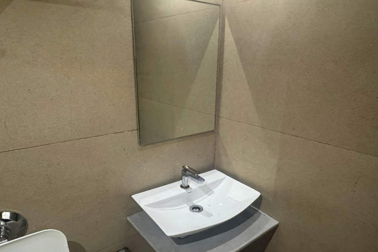 Bathroom 4, Hotel Royal Bkc, Mumbai Suburban