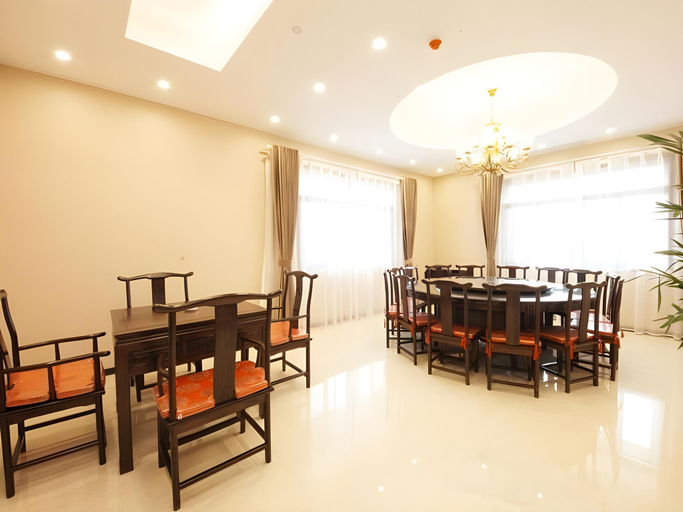 Food & Drinks 2, GEM Hotel Hefei Feidong County Buhe Longquan Xi Road, Hefei
