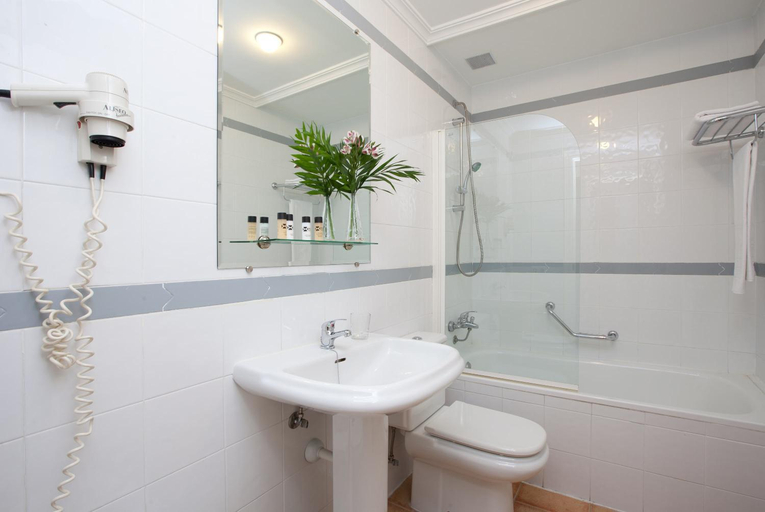 Bathroom 4, Princesa Galiana, Toledo