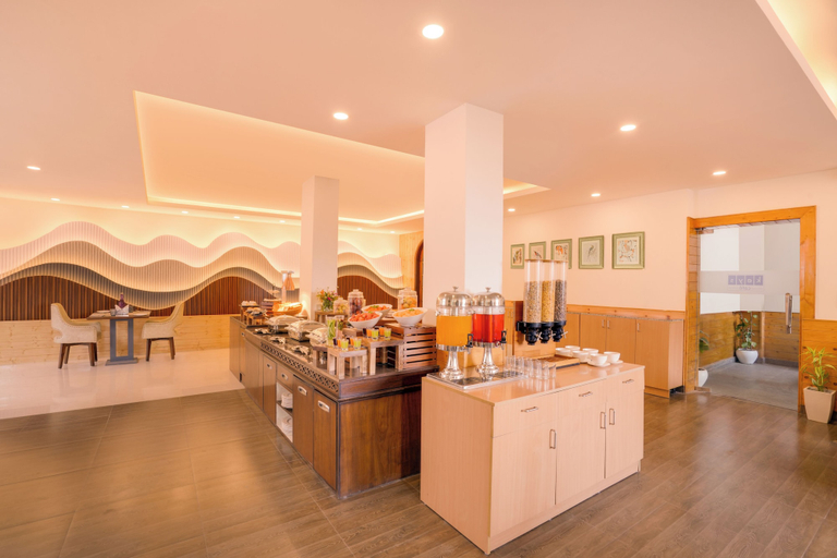 Food & Drinks 5, Keys Select by Lemon Tree Hotels, Kufri, Shimla, Shimla