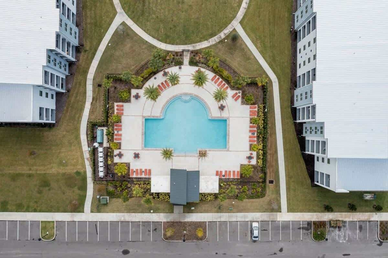 Room 3, Lake View Resort Condo w Lazy River Near Disney, Osceola
