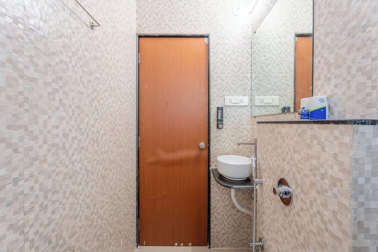 Bathroom 4, StayBird - Azure Suites Business Hotel, Pune