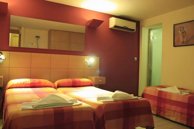 Bedroom 2, INTER Puerta del Sol, Madrid