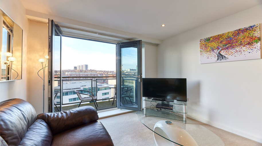 Room 3, Thornton in Newcastle Upon Tyne, Newcastle upon Tyne