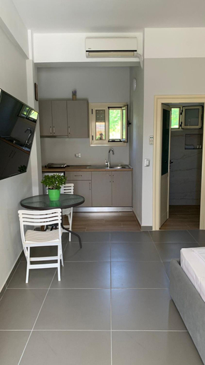 Others 5, Hotel Villa Andi, Vlorës