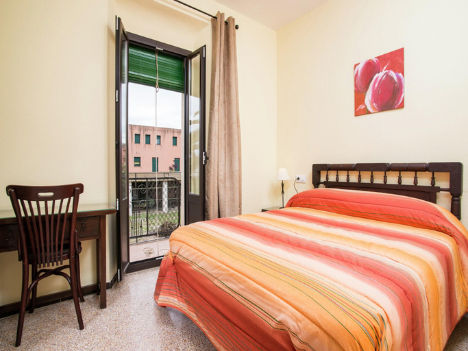 Bedroom 3, Holiday Home in St Pere Pescador with Pool, Girona