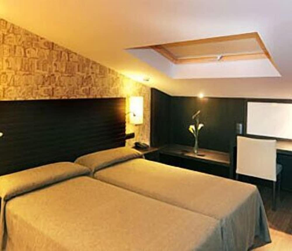 Bedroom 3, Hotel Gastronomico Casa Rosalia, A Coruña