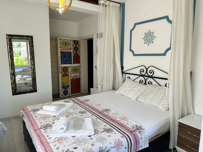 Bedroom 4, Bonjourla Otel, Urla
