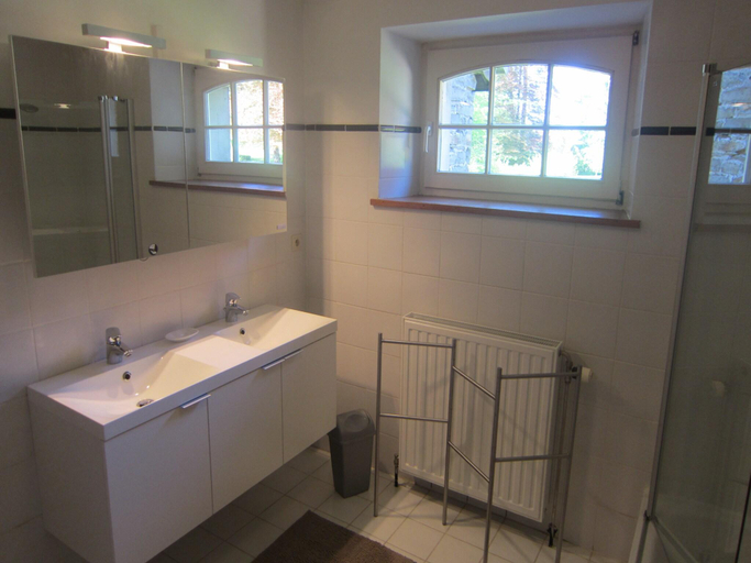 Bathroom 3, Spacious Family Villa, Offagne, Luxembourg