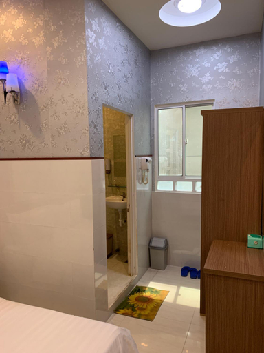Bathroom 5, Khach san Kim Hung 2, Bạc Liêu