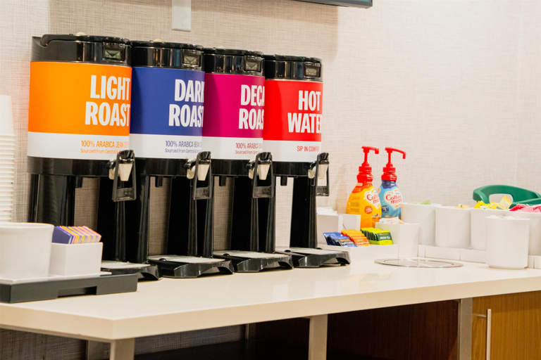 Food & Drinks 5, Hampton Inn Gonzales, Ascension
