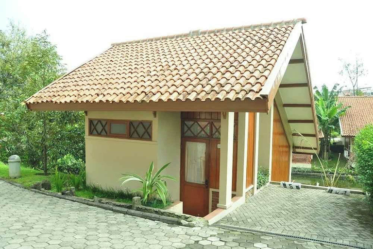 Exterior & Views 2, Ahadiat Hotel & Bungalow, Bandung