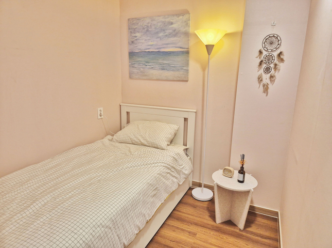 Bedroom 4, onjung stay, Dong