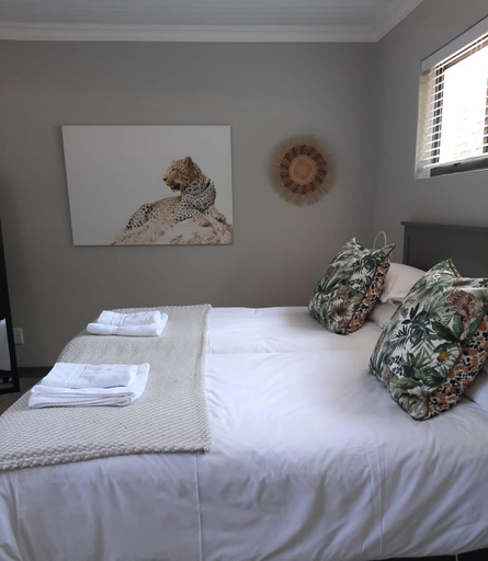 Others 5, The Bird Hide Luxury Self catering Chalets, Ehlanzeni