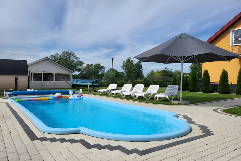 Sport & Beauty 2, Comfortable apartment, 5 bedrooms, summer pool, Koszalin