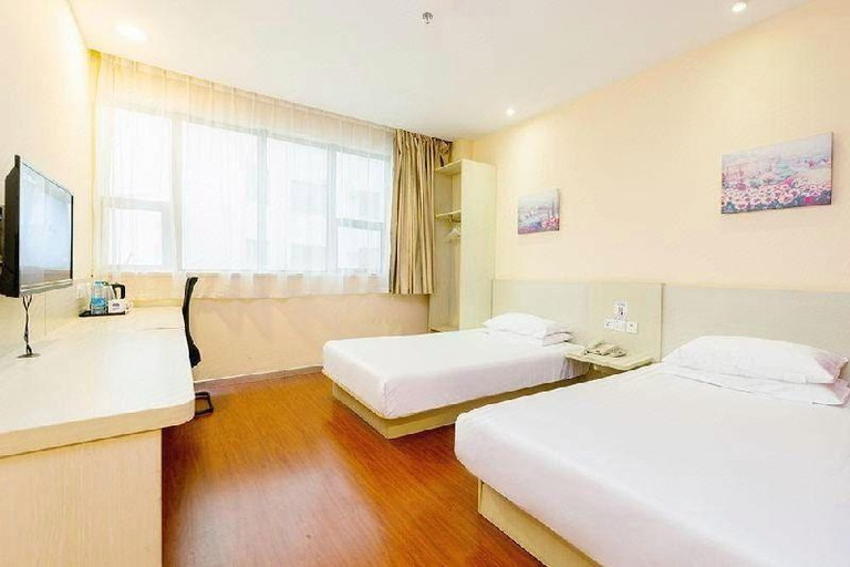 Bedroom 2, Hanting Hotel Shanghai Hongqiao Hub Qibao Huxing Road, Shanghai