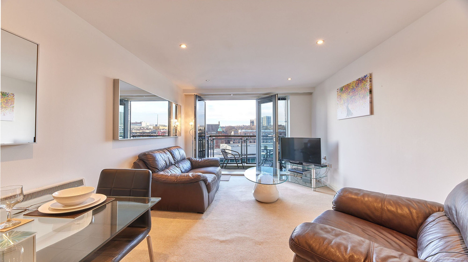 Room 2, Thornton in Newcastle Upon Tyne, Newcastle upon Tyne