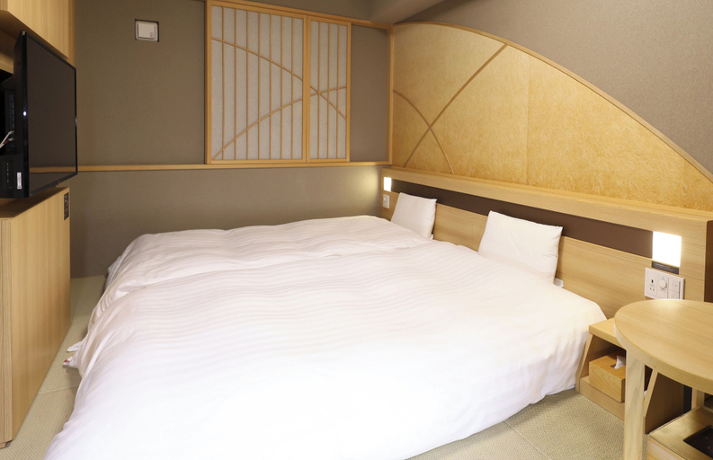 Bedroom 4, Dormy Inn Hatchobori Tokyo, Chūō