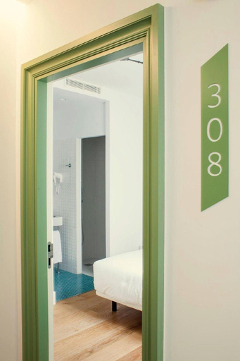 Bedroom 3, One Shot Prado 23, Madrid