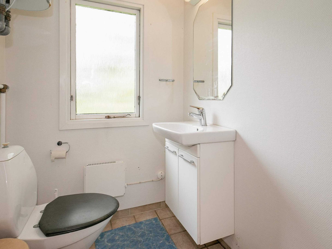 Bathroom, Seaside Holiday Home with Terrace near Limfjord, Holstebro