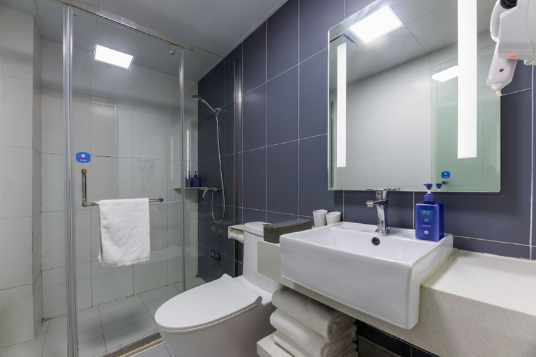Bathroom 4, Hanting Hotel Suzhou International Bolan Center, Suzhou