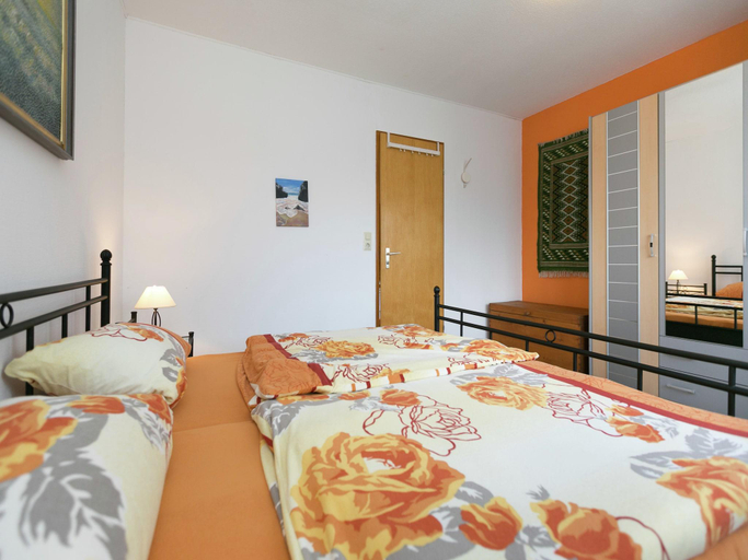 Bedroom 2, Wald-Ferienhaus, Liebenscheid, Westerwaldkreis
