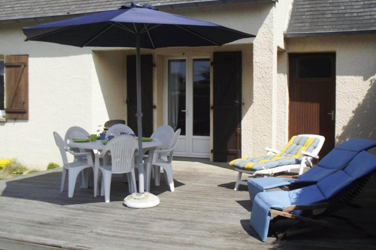 Others 4, Holiday Home in Portbail near Sandy Beach, Manche